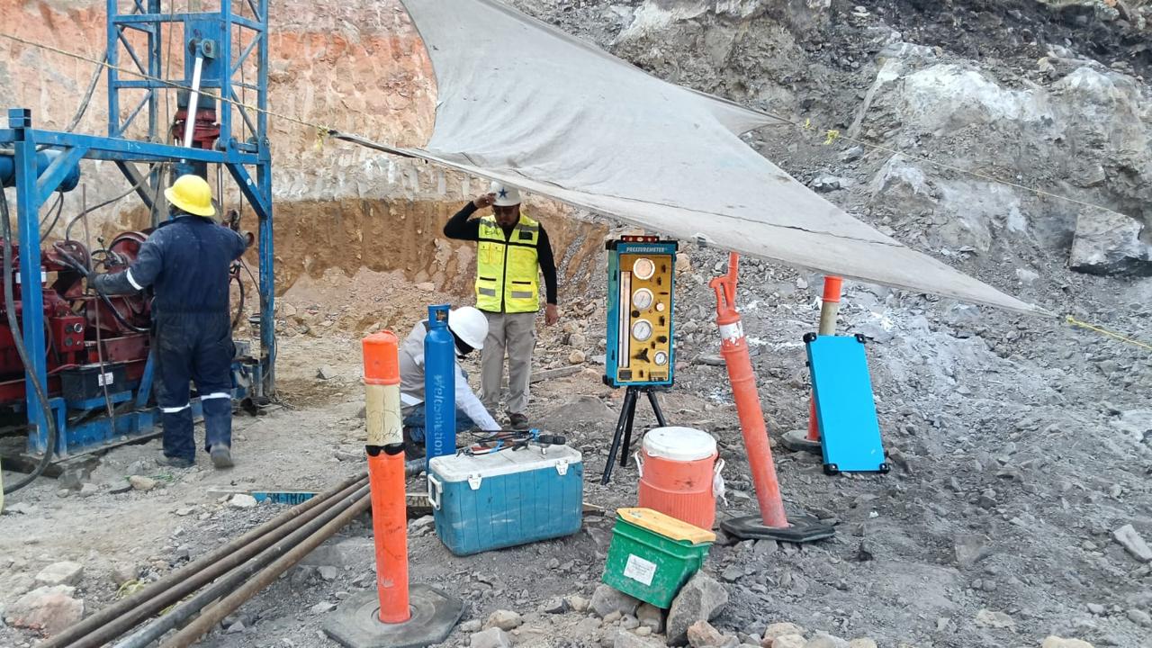 Presiómetros - Proyecto Tren de Pasajeros Querétaro